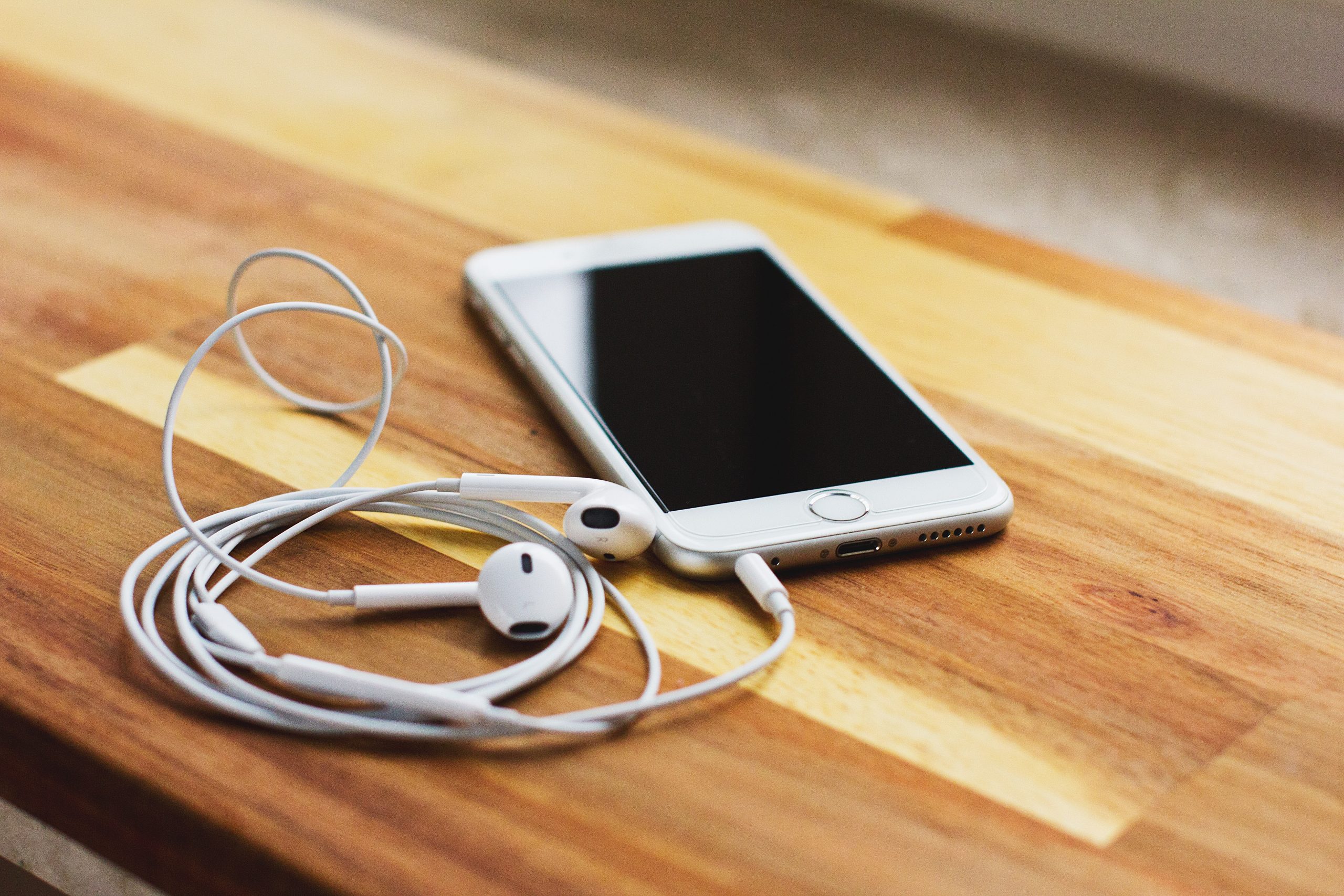Earphones not sales working on phone