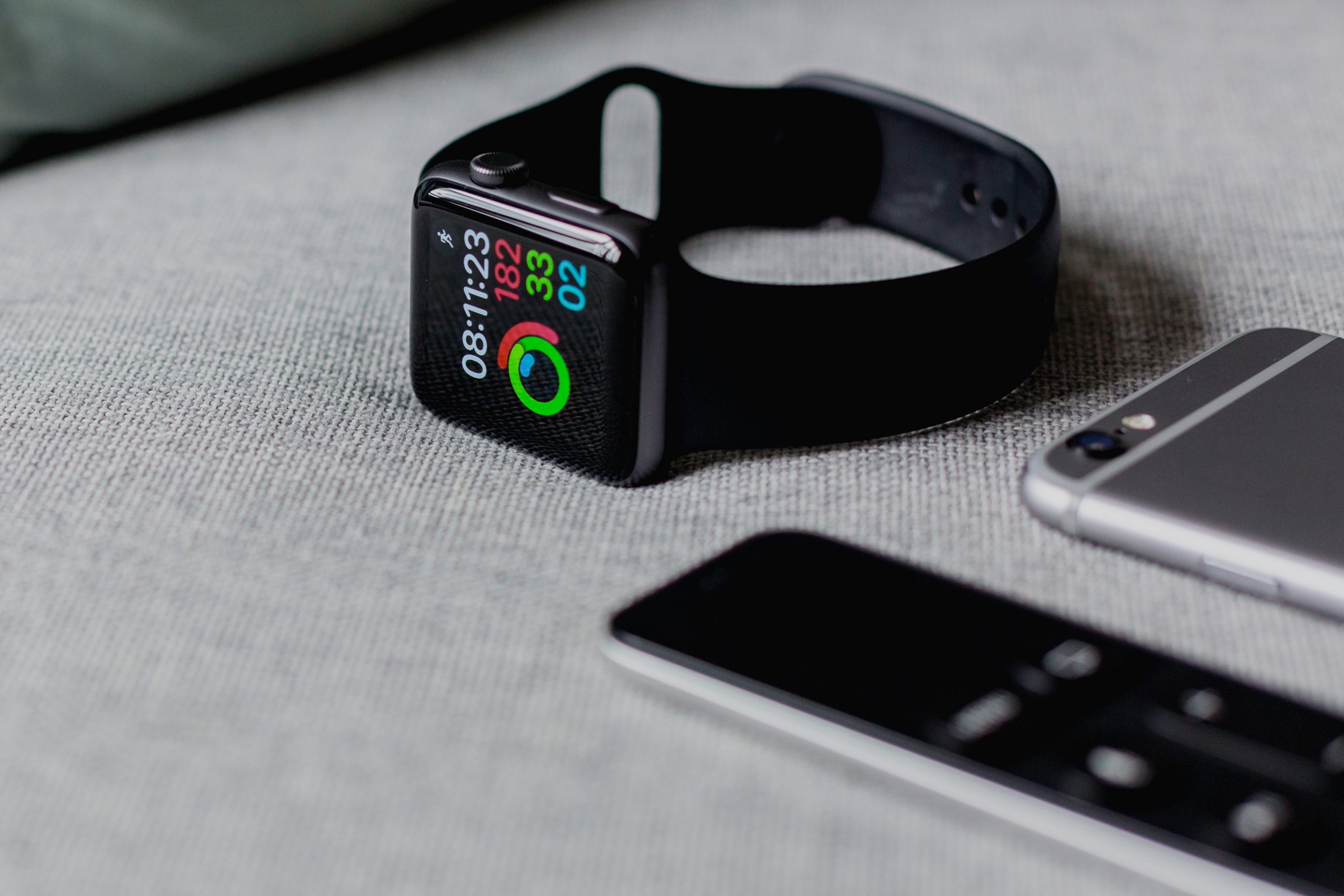 How to See Steps with Apple Watch Including Distance and Custom Complications